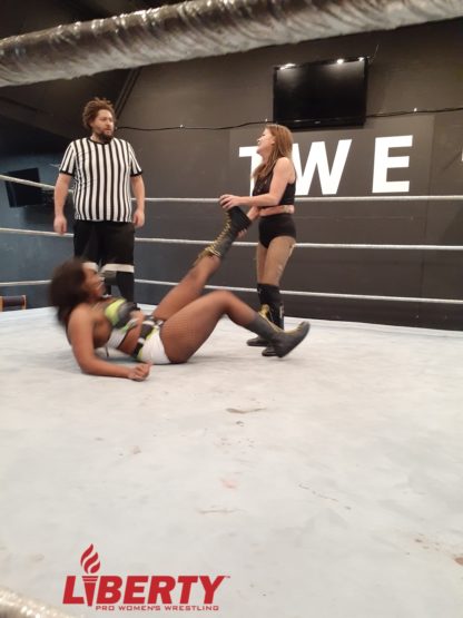 00377: Fantasy vs. Cassandra Golden