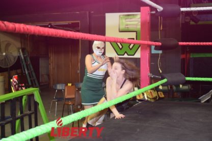 00382: Liberty Pro Head Cheerleader vs. Little Bit