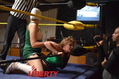 00435: Fantasy vs. Liberty Pro Head Cheerleader - Image 4
