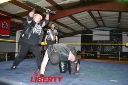00451: Mississippi Mauler vs. Amy Lee - Image 3