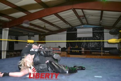 00451: Mississippi Mauler vs. Amy Lee - Image 4