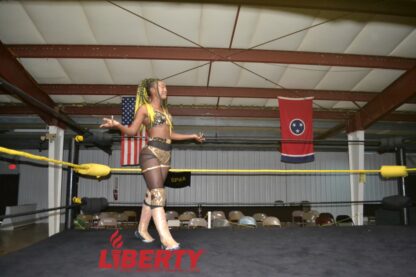 00494: Queen Aminata vs. Little Bit