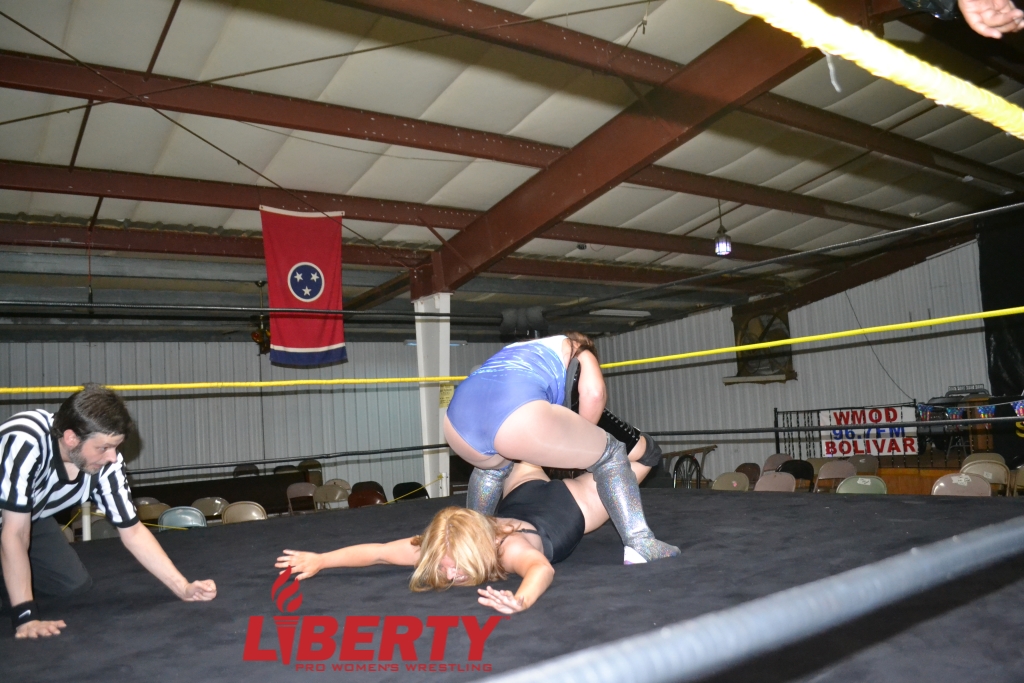00522: Flawless Skyler vs. Diana Taylor - Image 4