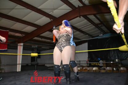00577: Samantha Starr vs. Eliza Haze - Image 2