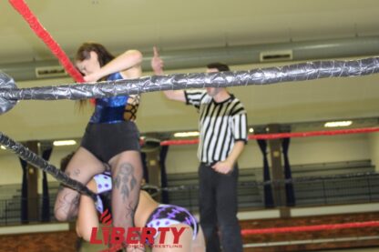 00624: Holidead vs. Shawna Reed