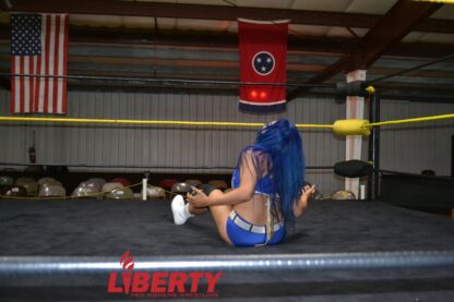 00651: Queen Aminata vs. Tracy Taylor - Image 2