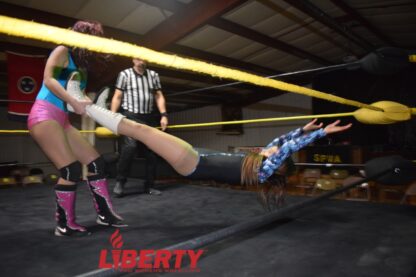 00689: Miss Beronica vs. Miss Hannah - Image 3