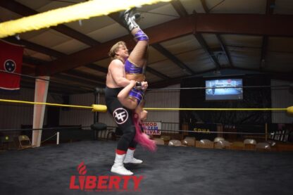 00722: LT Falk vs. Danika Della Rouge - Image 3
