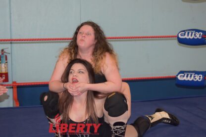 00788: Katelynn Black vs. Jennifer Justice - Image 4
