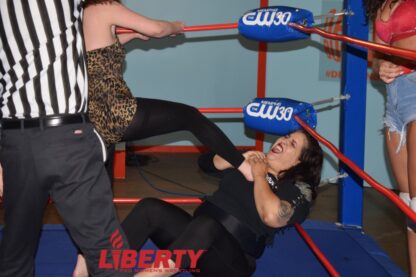 00846: Reyna Pink and Jessie Belle vs. ThunderKitty and Rebel Kel - Image 3