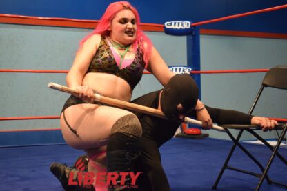 00859: Arkansas Terror vs. Twisted Trixie - Image 4