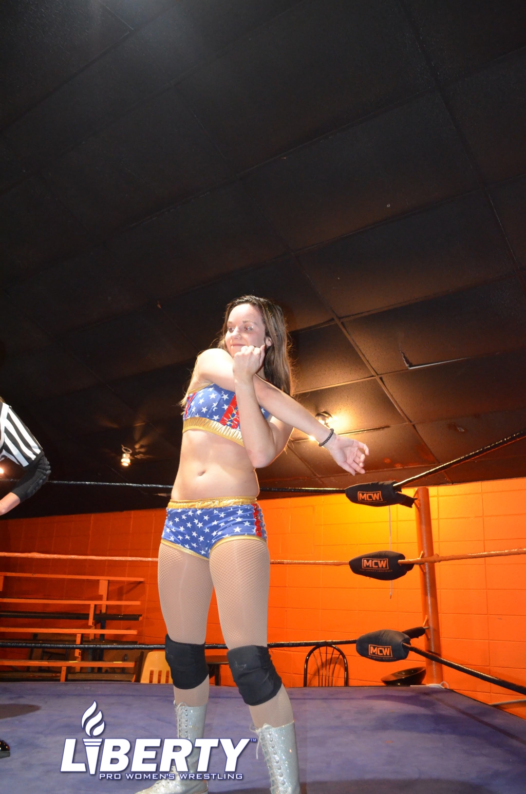 01005: Skylar Slice vs. Nikki Victory