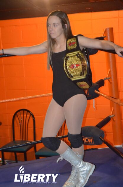 01032: Nikki Victory vs. Diana Taylor