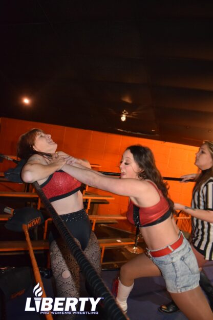 01075: Rebel Kel vs. Nikki Lane - Image 4