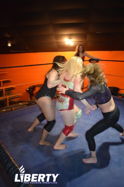 01078: Katelynn Black and Little Bit vs. Candi Krush and Rebel Kel - Image 2