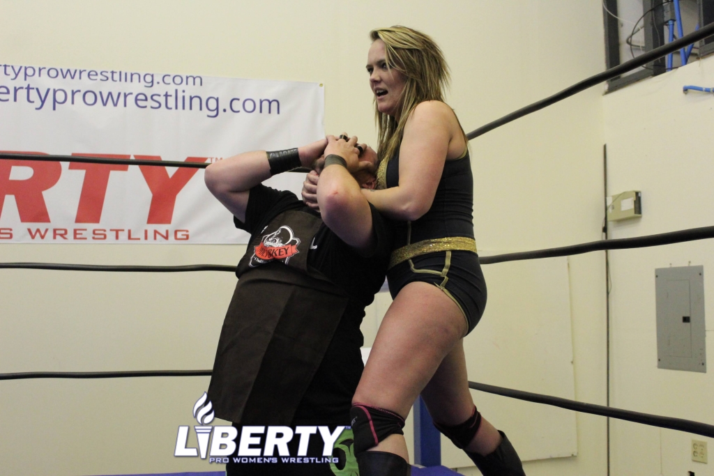 01105: Ryan Rembrandt and Brian Rodgers vs. Cassandra Golden and Million Dollar Baby - Image 5