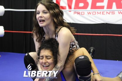 01465: Little Bit vs. Sofía Castillo - Image 3