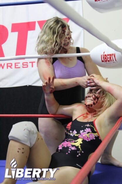 01608: Diana Taylor vs. Madi the American Baddie - Image 4