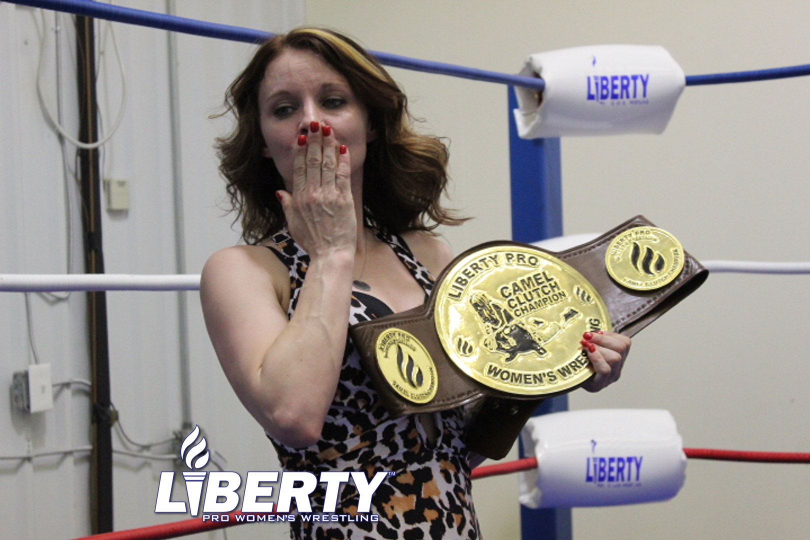 01611: Little Bit vs. Savannah Sweet - Image 5