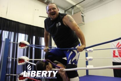 01648: Brian Rodgers vs. Nahir Robles - Image 3