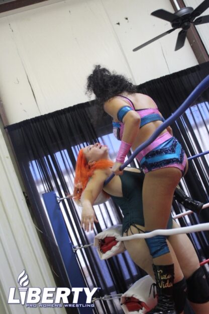 01723: Sofía Castillo vs. Eliza Haze - Image 3