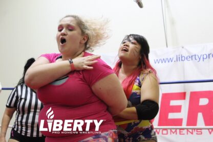 01790: Sarah Bubbles vs. Tyra Russamee - Image 2