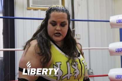 01807: Vita VonStarr vs. Kikyo - Image 3